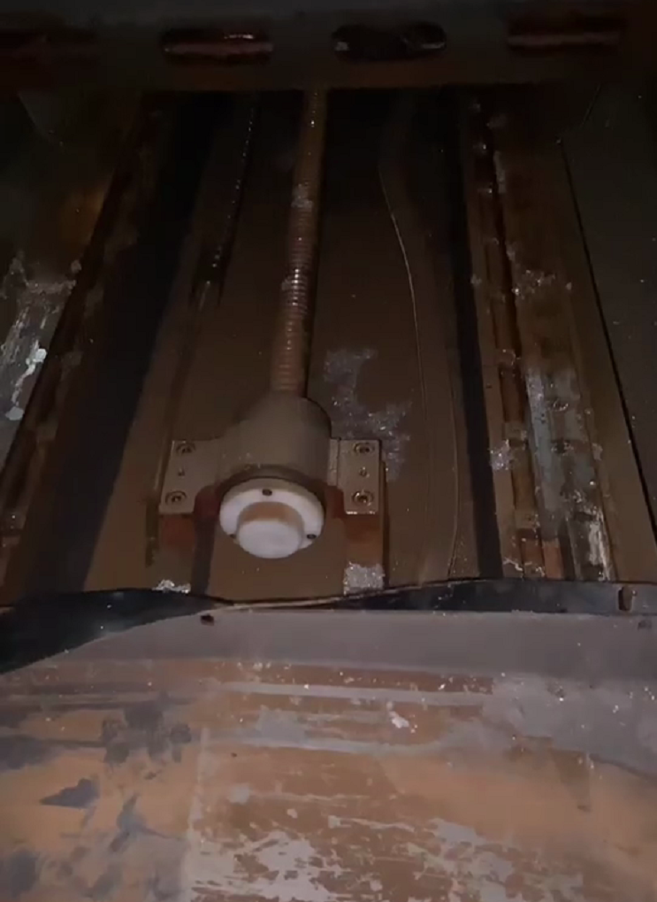 數(shù)控雕銑機,模具雕銑機,立式加工中心,石墨雕銑機-凱博數(shù)控 數(shù)控雕銑機,模具雕銑機,立式加工中心,石墨雕銑機-凱博數(shù)控